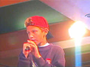 25live3.jpg (6760 Byte)