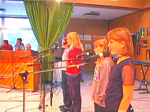 25live4.jpg (14132 Byte)