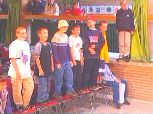 25publikum.jpg (13080 Byte)