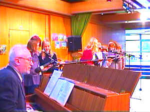 25wue.jpg (14281 Byte)