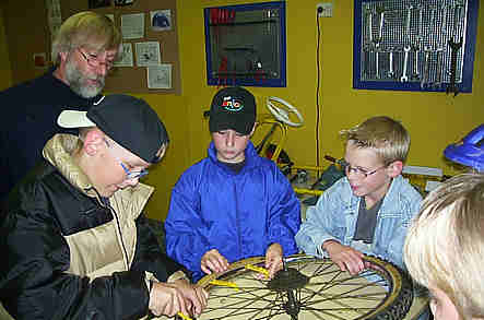 fahrradwerkstatt.jpg (16596 Byte)